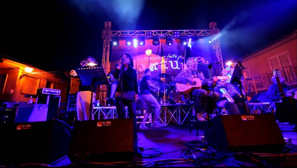 I canti tradizionali di Petilia Policastro rivisitati dagli&nbsp;Hantura