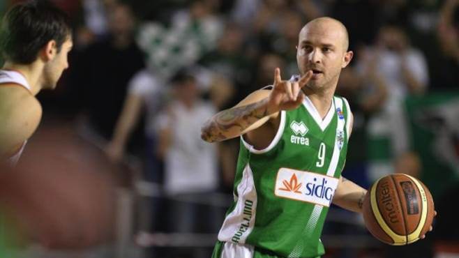 Ieri Roberto Rullo, oggi Valerio Spinelli: vola la Viola&nbsp;basket