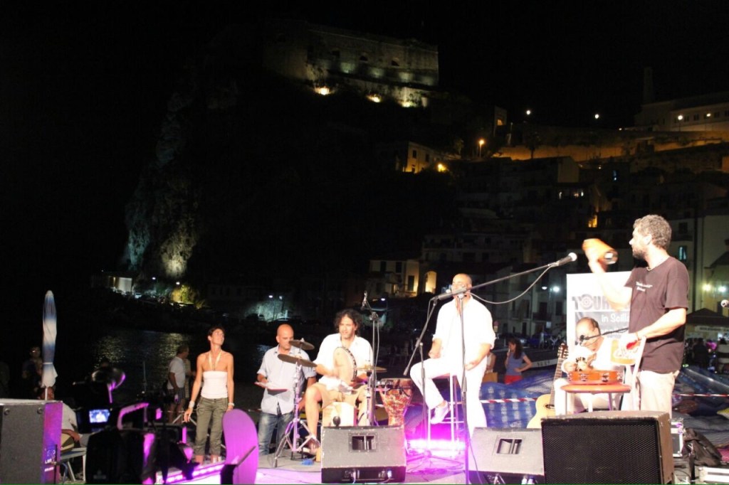 seaTOURING: parte tra note e poesia sotto la rocca di Scilla il viaggio per raccontare e&nbsp;raccontarsi