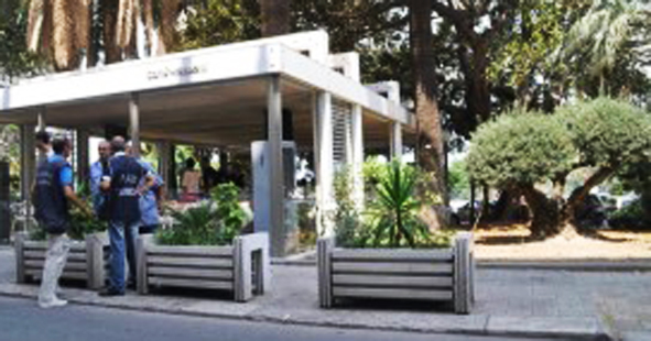 Sequestro 5 gazebo sul lungomare reggino: Falcomatà, non siamo sceriffi, c’è un arretrato di 30mila&nbsp;euro