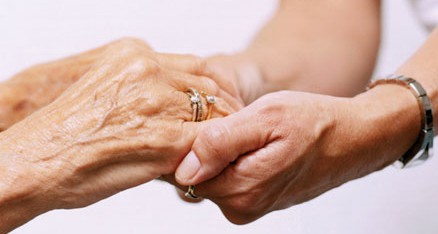 Riparte l’assistenza domiciliare per anziani e disabili