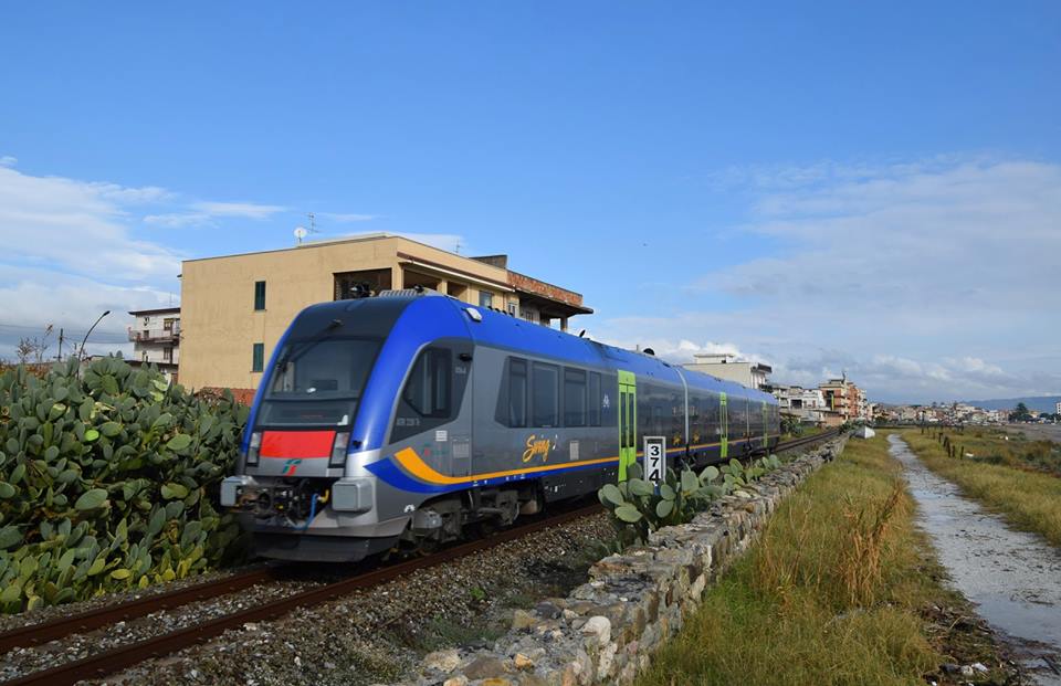 Dedicata a Franco Nisticò la prima corsa dell’ATR 220 sulla ferrovia jonica