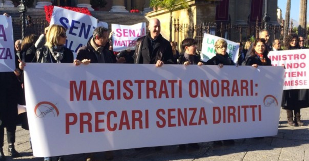 Paradossale la protesta dei “magistrati senza&nbsp;diritti”