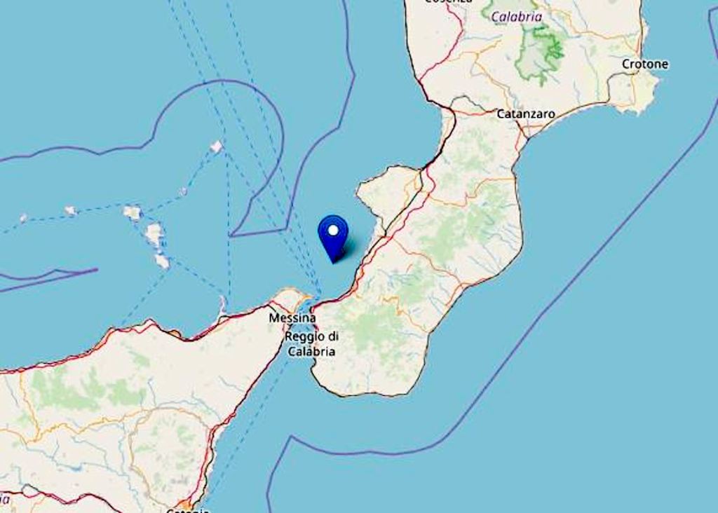Forte scossa nel Tirreno reggino: terremoto di magnitudo 4.2, smentite voci di uno&nbsp;tsunami